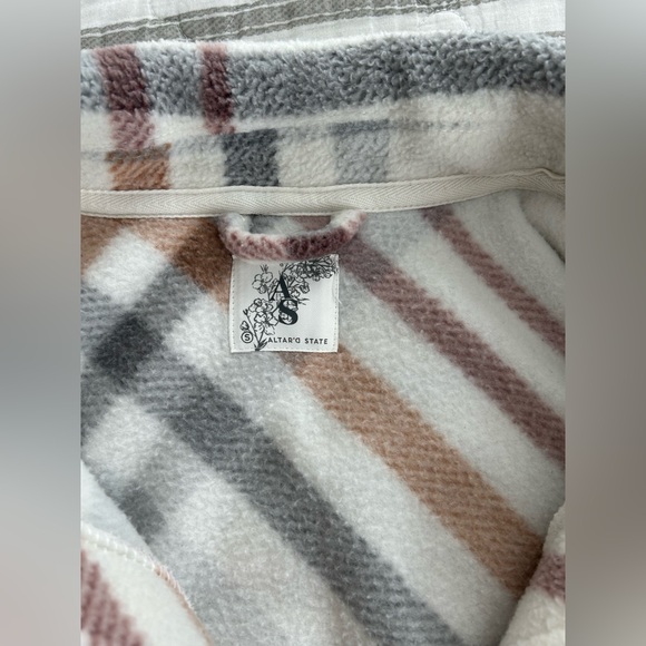 Altar’d State Cole Fleece Shacket Small - Picture 5 of 7